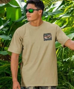 Humu Woodblock - Kona Coffee Dyed Short Sleeve Crewneck T-Shirt -Chic Clothing Shop f67cdb27 0319 4e8f 95c6 b5f9900318c1